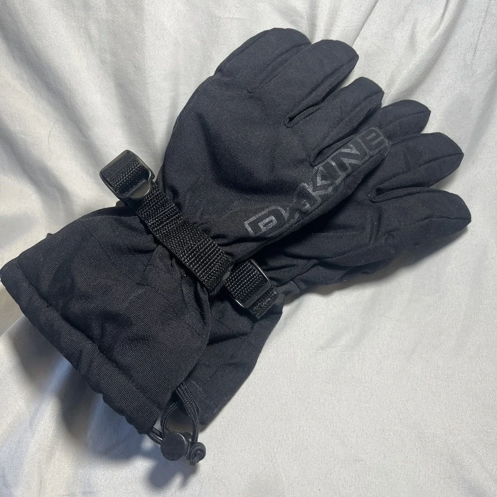 GORE-TEX  Dakine Ski Gloves, Sz Big Kid 7-12 Black.Gently Used, Waterproof, Warm